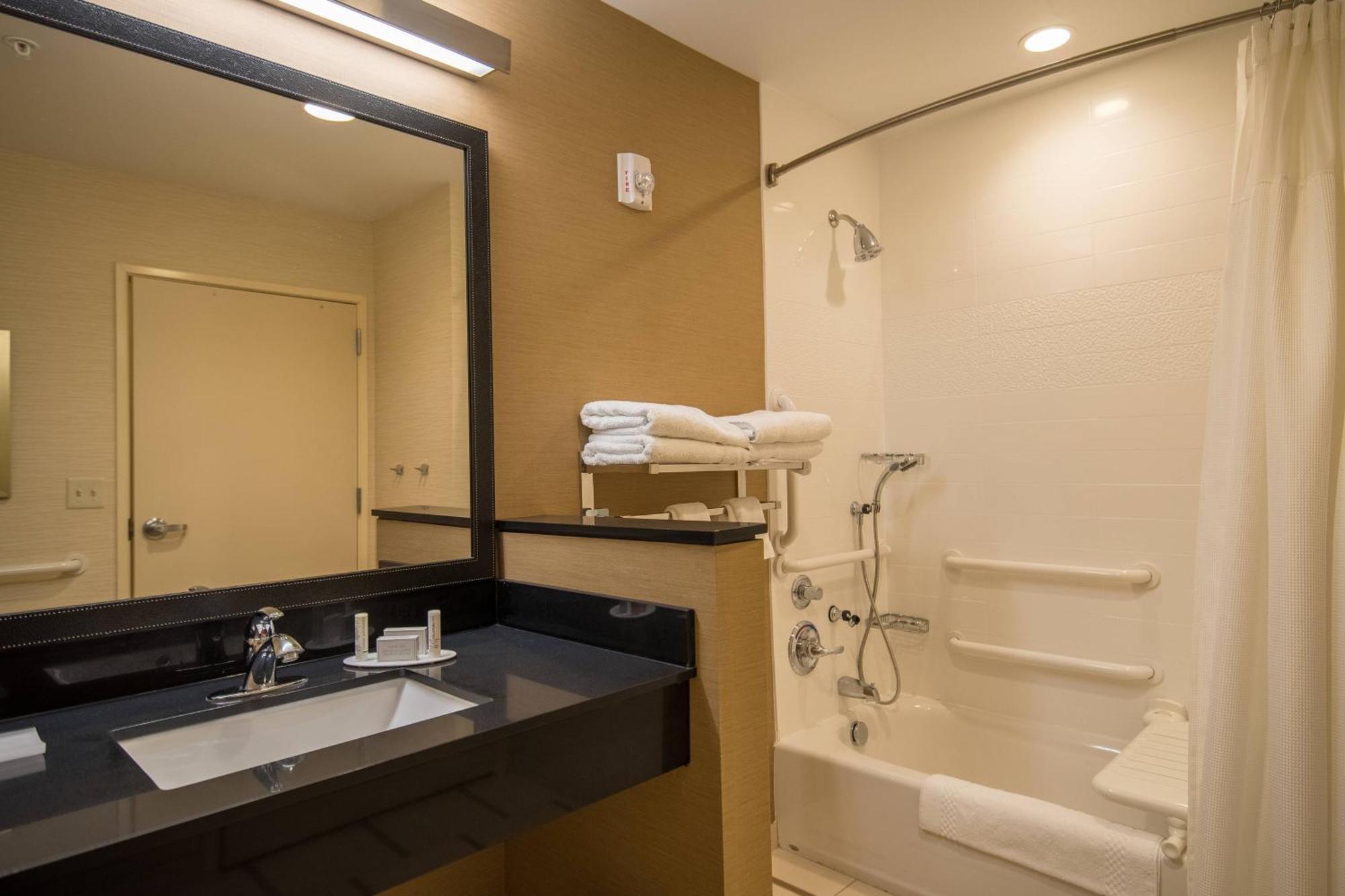 Fairfield Inn & Suites By Marriott Provo Orem Bagian luar foto